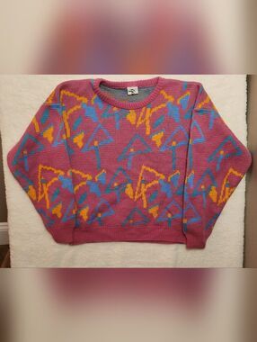 Vintage Genesis 90s Pink Abstract Pattern Crewneck Sweater Size M/L?